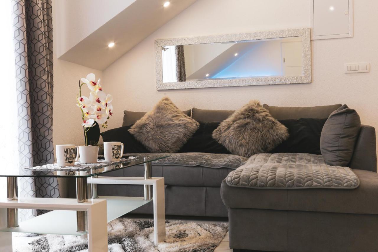 Luxury Apartment Megy 오토칵 외부 사진