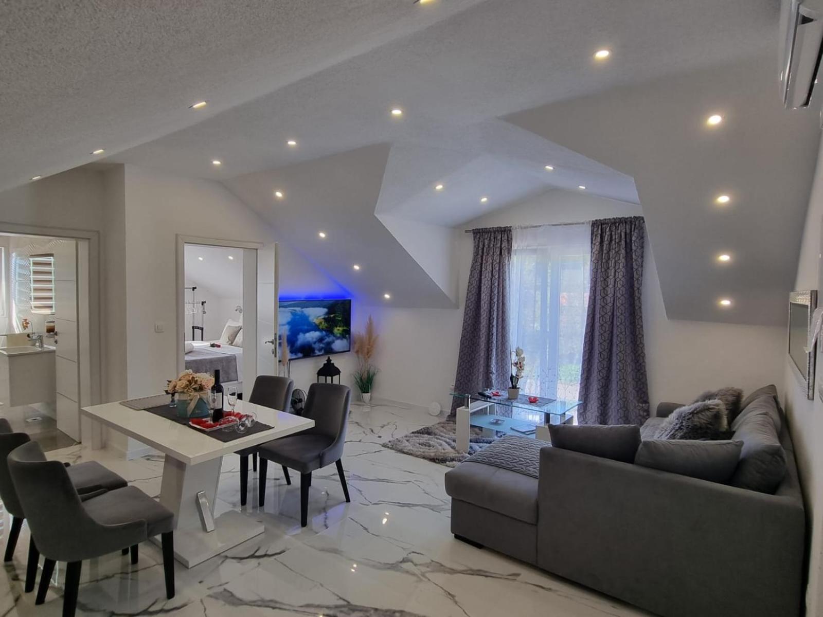 Luxury Apartment Megy 오토칵 외부 사진