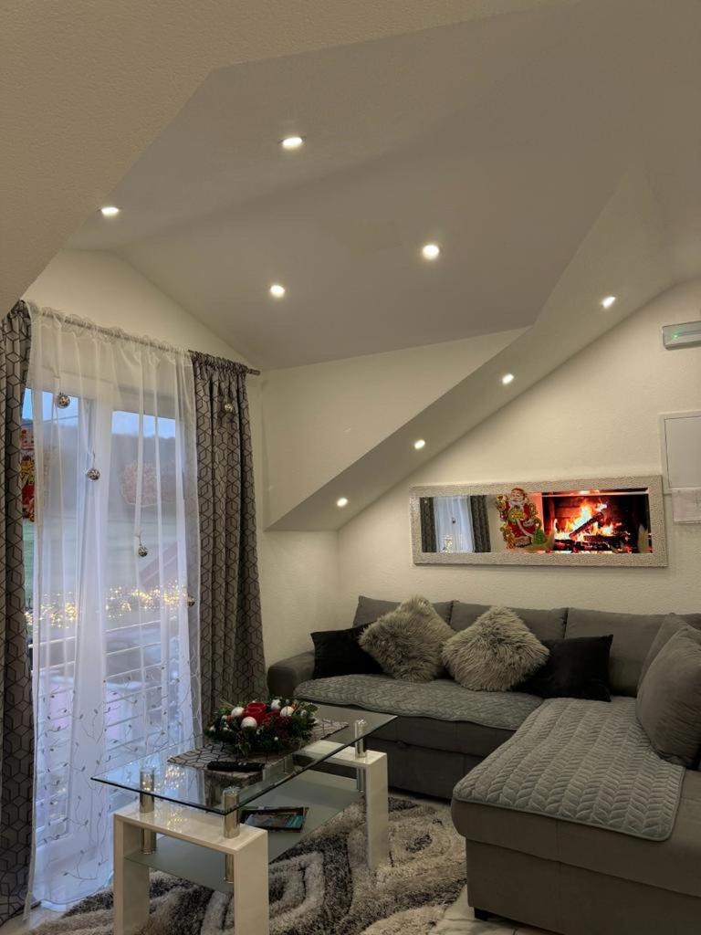 Luxury Apartment Megy 오토칵 외부 사진