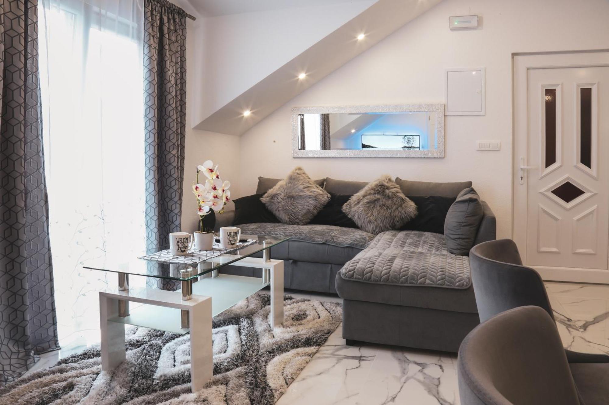 Luxury Apartment Megy 오토칵 외부 사진