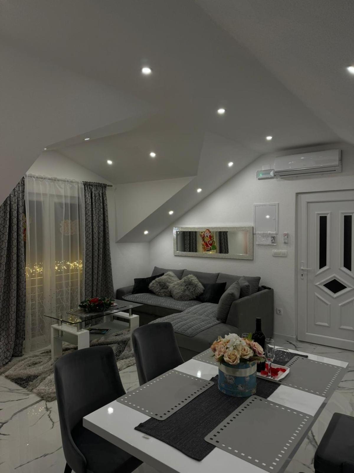 Luxury Apartment Megy 오토칵 외부 사진